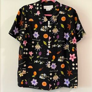 Maggie London- 10,‎ black silk two piece, floral details